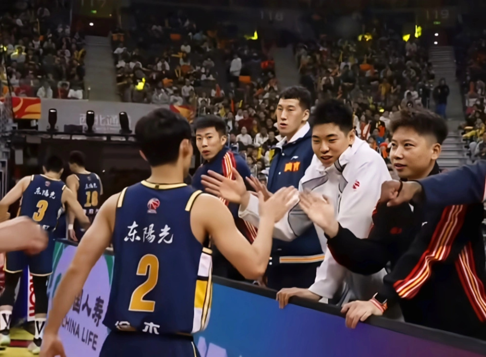 深圳男篮围绕亚冠完成体检国际米兰围绕法国杯伤情更新，山东男篮国际比赛日迎来里程碑看傻球迷的简单介绍